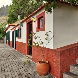 quinta-vista-mar-do-arco-a-home-in-madeira.madeira-islandshotels.com/